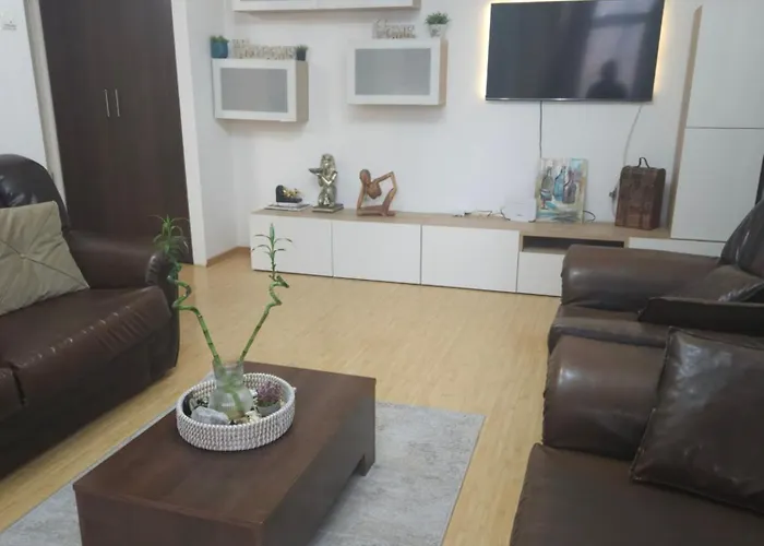 Black & White Apartment
